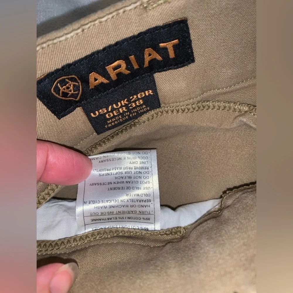 Ariat size 26R cotton riding breeches faux suede grip knee patches tan khaki - Picture 6 of 6